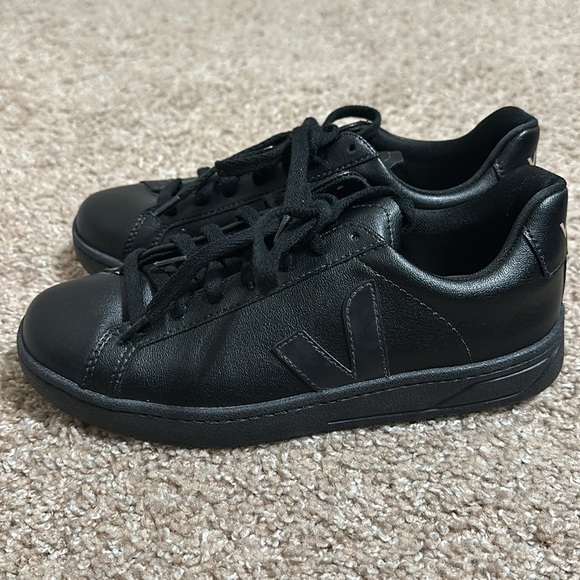 Veja - Picture 5 of 9